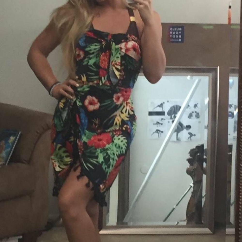 Tropical Breezy Sleeveless Dress from Venus